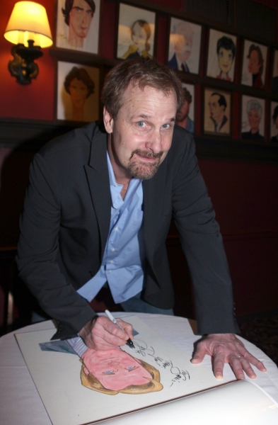 Jeff Daniels Signs his Portrait Photo