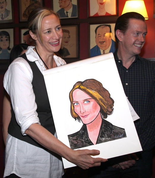Photo Coverage: Sardi's Honors GOD OF CARNAGE with Wall Portraits Image