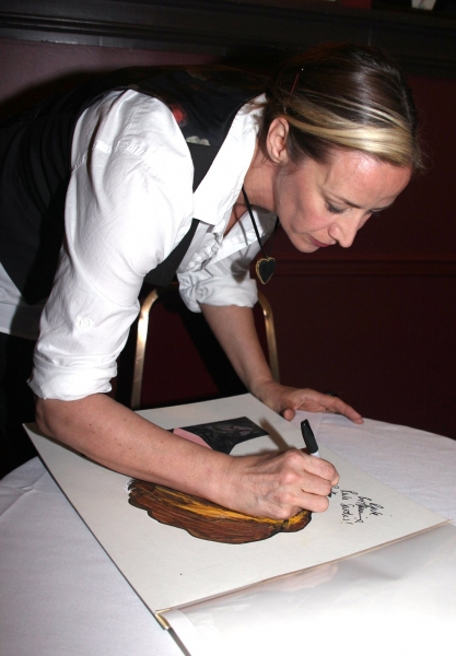 Photo Coverage: Sardi's Honors GOD OF CARNAGE with Wall Portraits Image