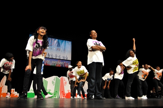 Photo Coverage: Whoopi Goldberg Hosts 'Garden of Dreams' Talent Show Image