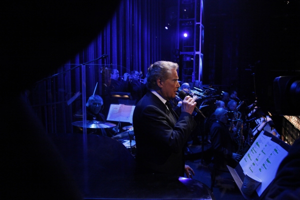 Photo Flash: Regis Performs with Cast of COME FLY AWAY Image