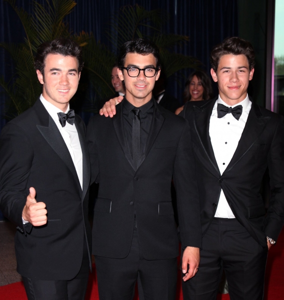 Kevin Jonas, Joe Jonas & Nick Jonas Photo