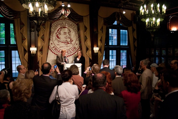 Photo Coverage: Huffman and Stokes Mitchell Announce 2010 Drama Desk Nominees Image