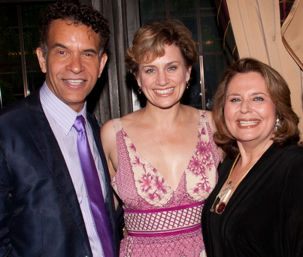 Photo Coverage: Huffman and Stokes Mitchell Announce 2010 Drama Desk Nominees Image