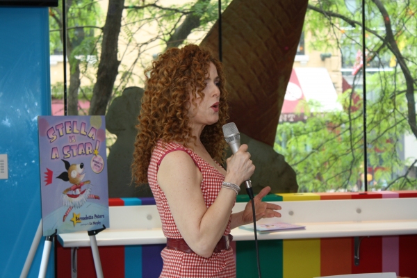 Photo Coverage: Bernadette Peters' 'Stella Is A Star' Book Signing Image