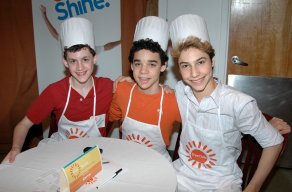 Photo Coverage: Kulish, Alvarez, & Kowalik Reunite for BILLY ELLIOT Celebrity Cook-Off Image