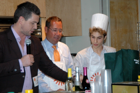 Photo Coverage: Kulish, Alvarez, & Kowalik Reunite for BILLY ELLIOT Celebrity Cook-Off Image
