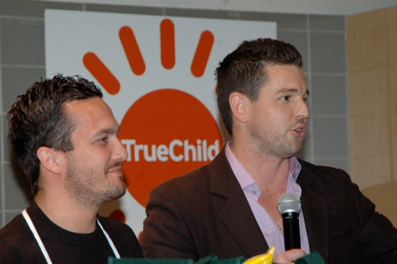 Photo Coverage: Kulish, Alvarez, & Kowalik Reunite for BILLY ELLIOT Celebrity Cook-Off Image