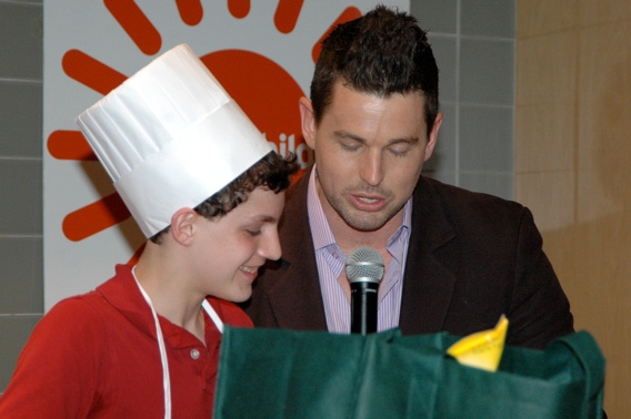 Photo Coverage: Kulish, Alvarez, & Kowalik Reunite for BILLY ELLIOT Celebrity Cook-Off Image