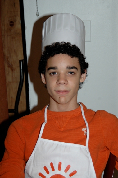 Photo Coverage: Kulish, Alvarez, & Kowalik Reunite for BILLY ELLIOT Celebrity Cook-Off Image