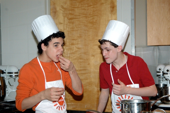 Photo Coverage: Kulish, Alvarez, & Kowalik Reunite for BILLY ELLIOT Celebrity Cook-Off Image
