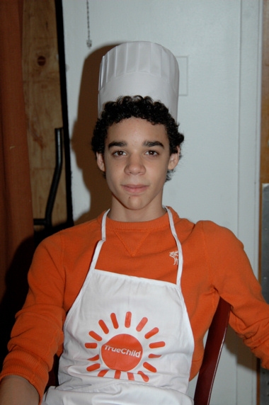 Photo Coverage: Kulish, Alvarez, & Kowalik Reunite for BILLY ELLIOT Celebrity Cook-Off Image