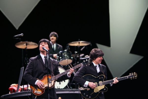 Photo Flash: RAIN At Civic Theatre Image