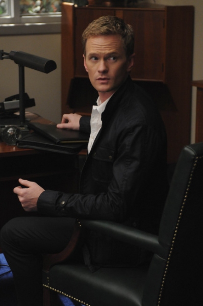 Photo Flash: First Look at Neil Patrick Harris on GLEE 