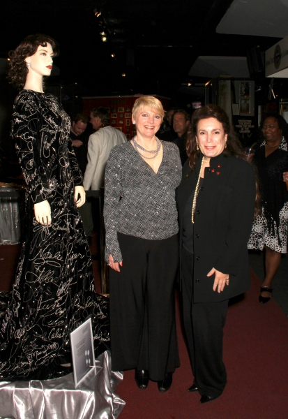 Photo Flash: Celebrated TV & Movie Moms Gather At Hollywood Museum Image