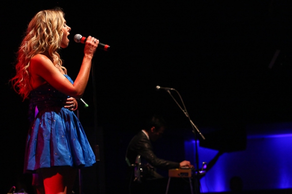 Photo Coverage: Laura Bell Bundy Plays The Highline Image