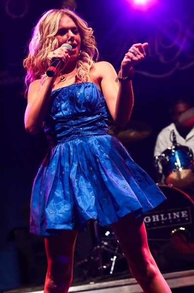 Photo Coverage: Laura Bell Bundy Plays The Highline Image