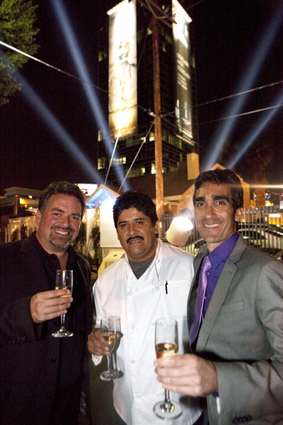 Photo Flash: Los Angeles Theatrical Community Welcomes An Old Friend Image