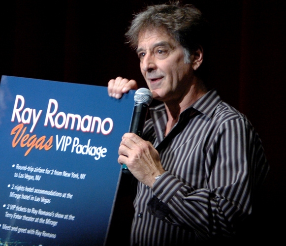Photo Coverage: A Ray of Hope Benefit Image