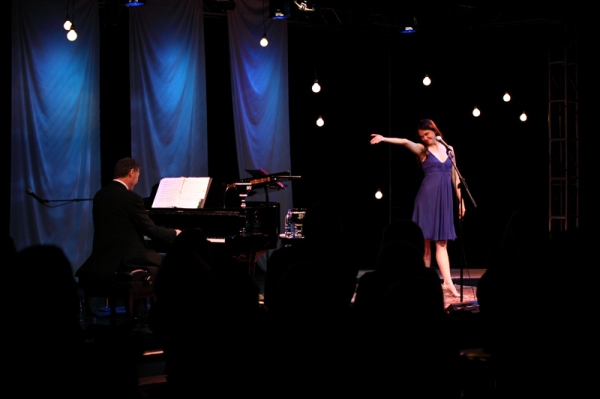 Photo Flash: Sutton Foster At The Civic Center In Des Moines Image