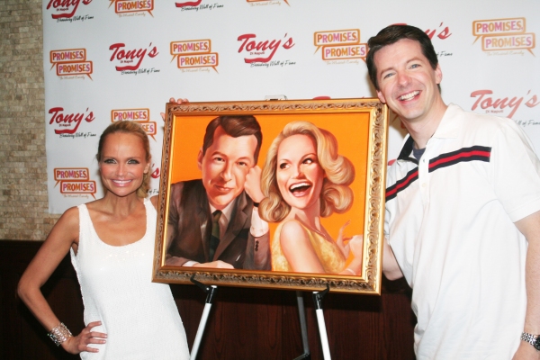 Photo Coverage: Tony diNapoli's Honors Chenoweth & Hayes with Portrait Image