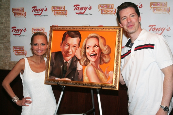 Photo Coverage: Tony diNapoli's Honors Chenoweth & Hayes with Portrait Image