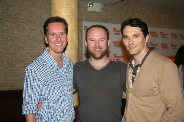 Photo Coverage: Tony diNapoli's Honors Chenoweth & Hayes with Portrait Image