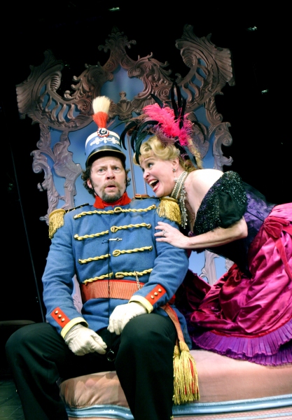Photo Flash: PARADISE FOUND At Menier Chocolate Factory Image