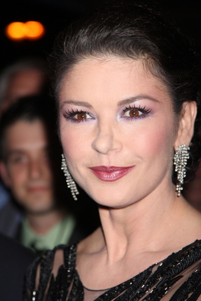 Photo Coverage: 2010 Drama Desk Arrivals Part 2 Image
