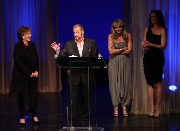 Photo Coverage: 2010 Drama Desk Awards Ceremony - Part 1 Image