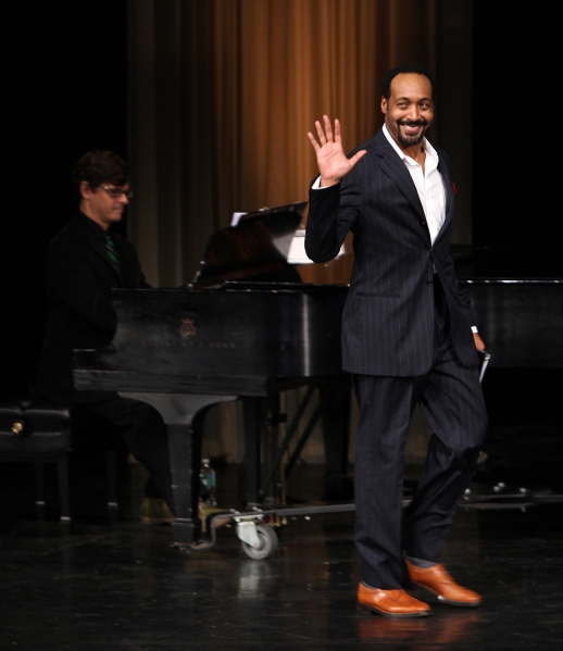 Jesse L. Martin Photo