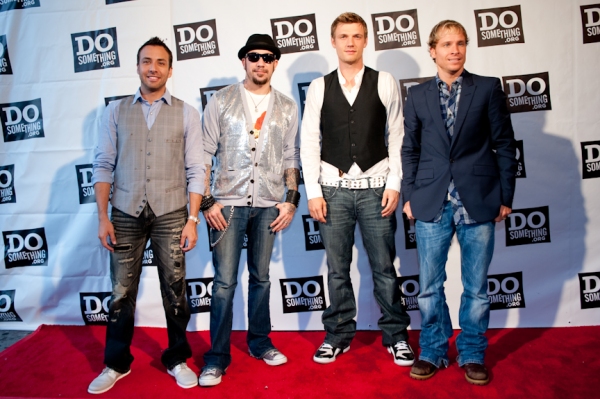 Photo Flash: DoSomething Awards Image