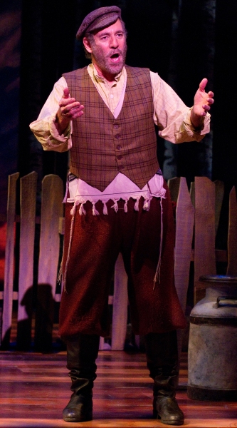 Photo Coverage: FIDDLER ON THE ROOF Opens at Walnut Street Theatre Image