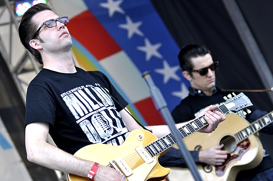 Photo Coverage: Broadway Stars Entertain Troops for Fleet Week! Image