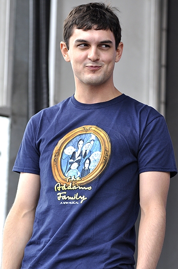 Photo Coverage: Broadway Stars Entertain Troops for Fleet Week! Image