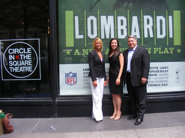 Photo Coverage: LOMBARDI Debuts Window Display at Circle in the Square Theatre on Broadway Image
