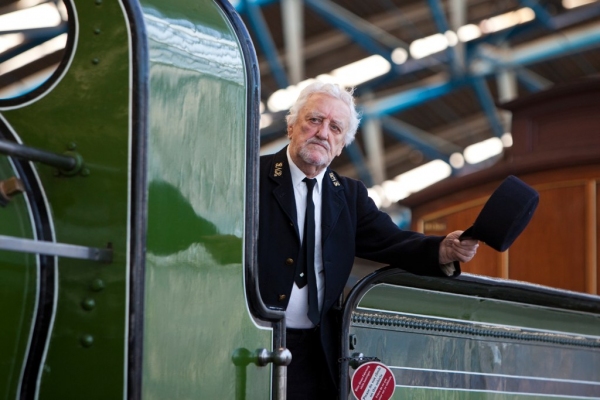 Photo Flash: The London Theatre's THE RAILWAY CHILDREN Image
