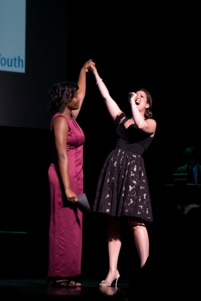 Photo Flash: Laura Bush Honored by Covenant House Youth & Broadway Stars Image