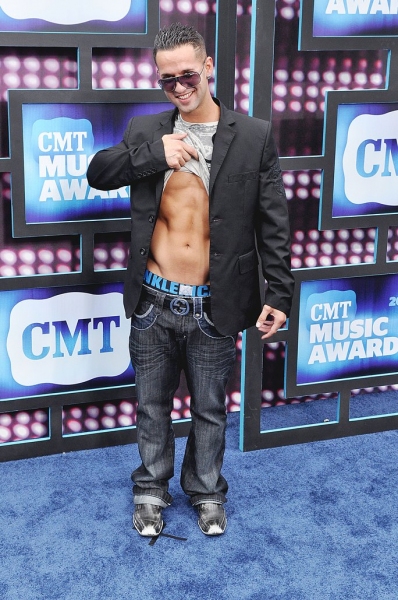 Photo Coverage: CMT Awards Red Carpet Arrivals! Image