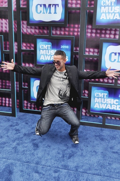 Photo Coverage: CMT Awards Red Carpet Arrivals! Image