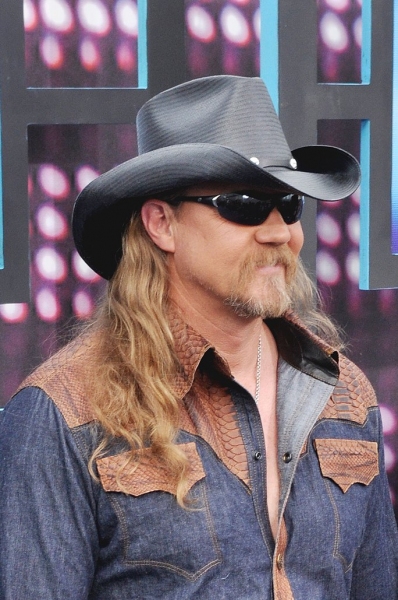 Photo Coverage: CMT Awards Red Carpet Arrivals! Image