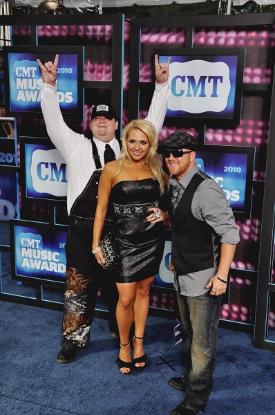 Photo Coverage: CMT Awards Red Carpet Arrivals! Image