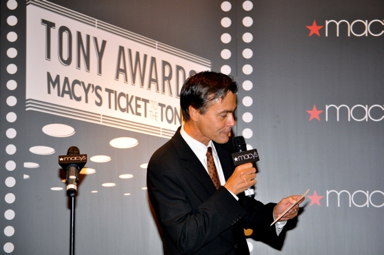 Photo Coverage: Macy's 'Sing For Your Tony Tickets' Finals Image