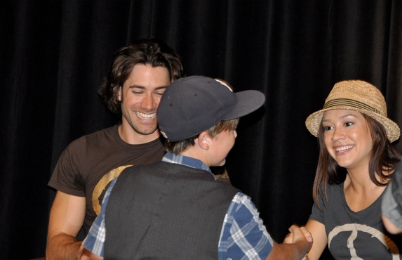 Photo Coverage: Macy's 'Sing For Your Tony Tickets' Finals Image