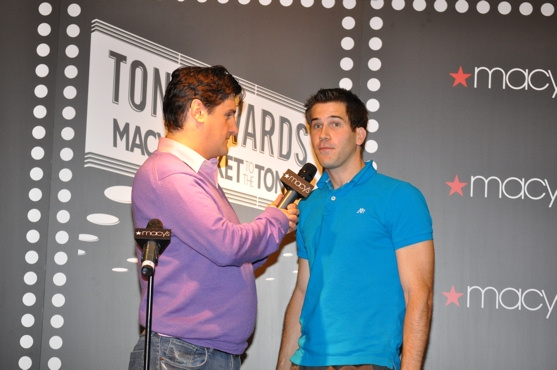 Photo Coverage: Macy's 'Sing For Your Tony Tickets' Finals Image