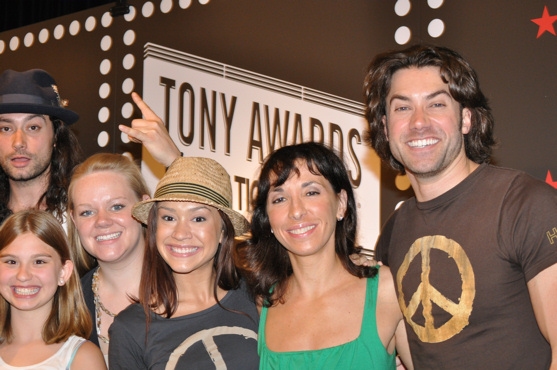 Photo Coverage: Macy's 'Sing For Your Tony Tickets' Finals Image
