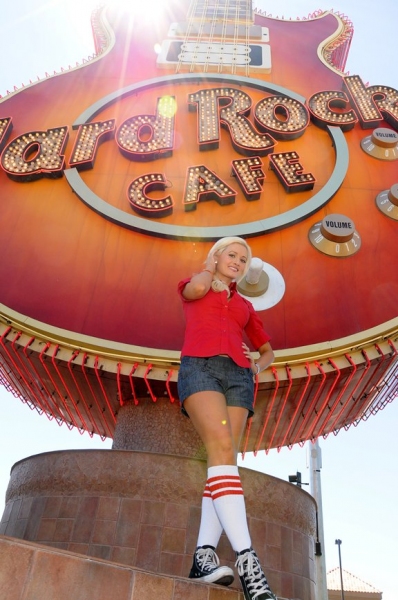Photo Coverage: Madison & Strickland Attend Hard Rock's 'Burger Badge Bash' Image