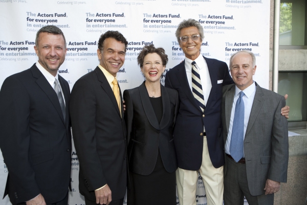 Photo Coverage: Bening Honors Stokes Mitchell at Actor's Fund Tonys Benefit Image