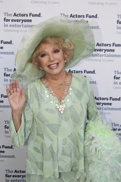Photo Coverage: Bening Honors Stokes Mitchell at Actor's Fund Tonys Benefit Image