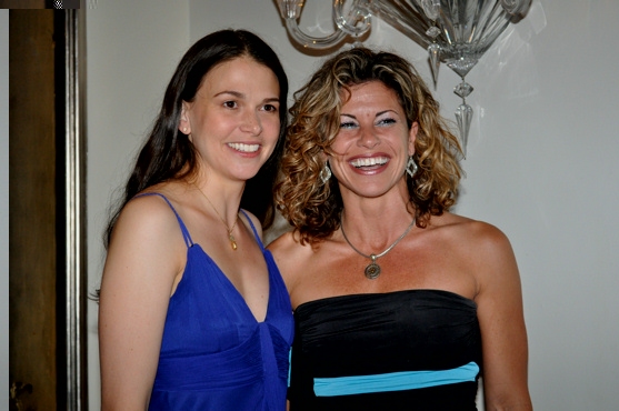 Sutton Foster and Rachelle Rak Photo